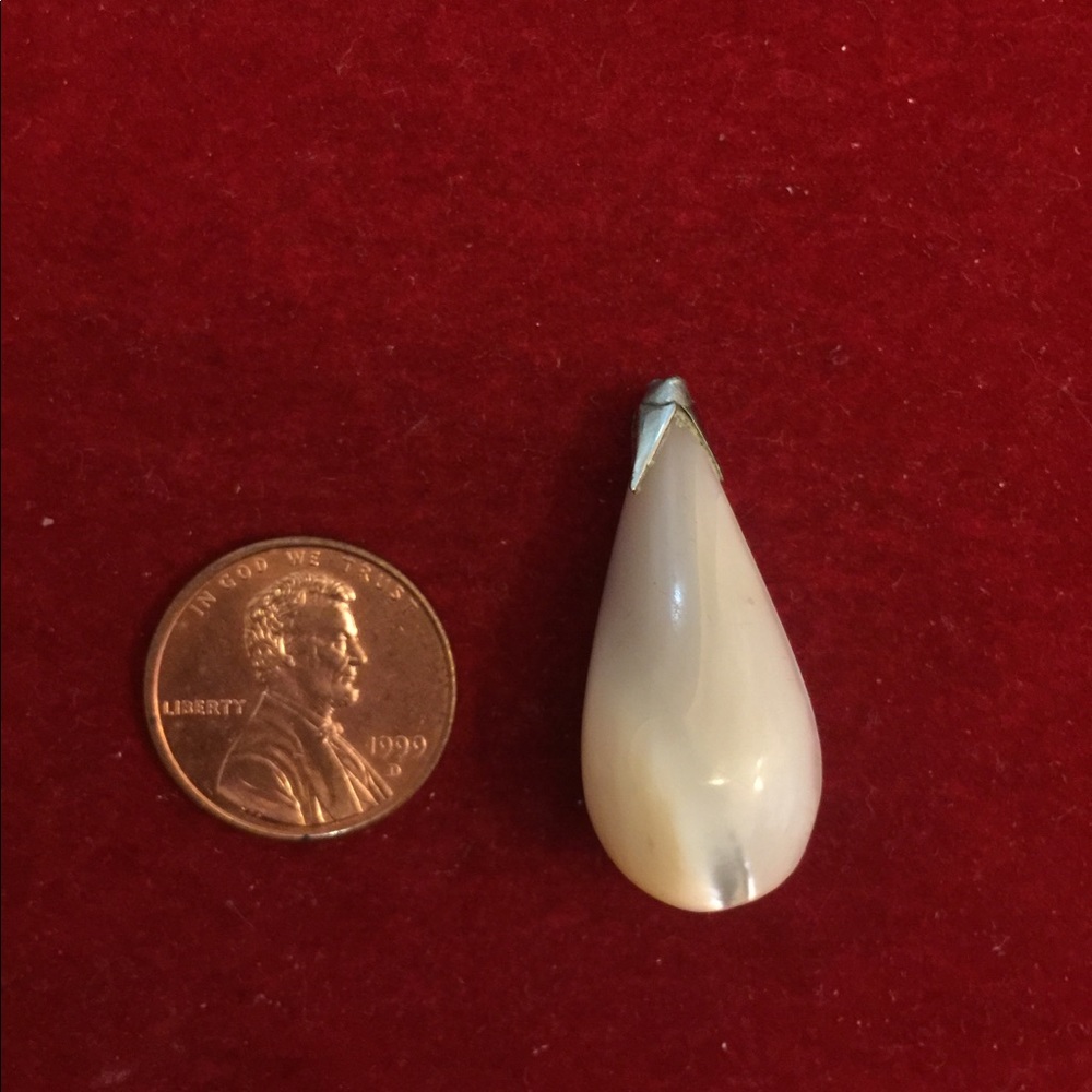 Beautiful TearDrop Natural Shell. Rarest gem!!!! - Picture 5 of 5
